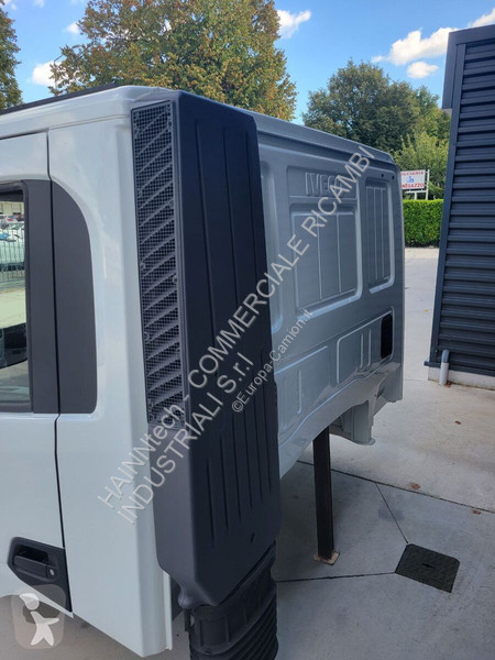 Pezzi di ricambio per mezzi pesanti Iveco X-Way...