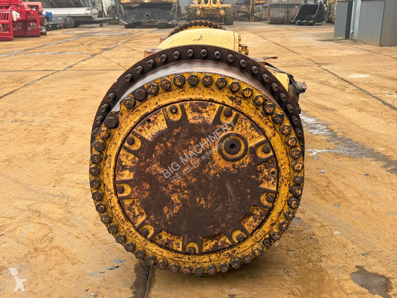Teherautó-alkatrészek Caterpillar 990 axle