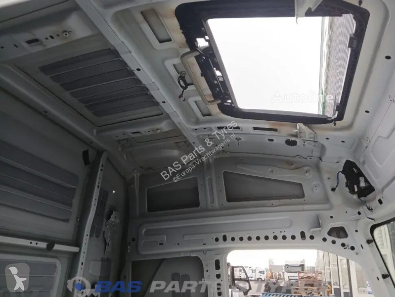 قطع غيار الآليات الثقيلة Volvo