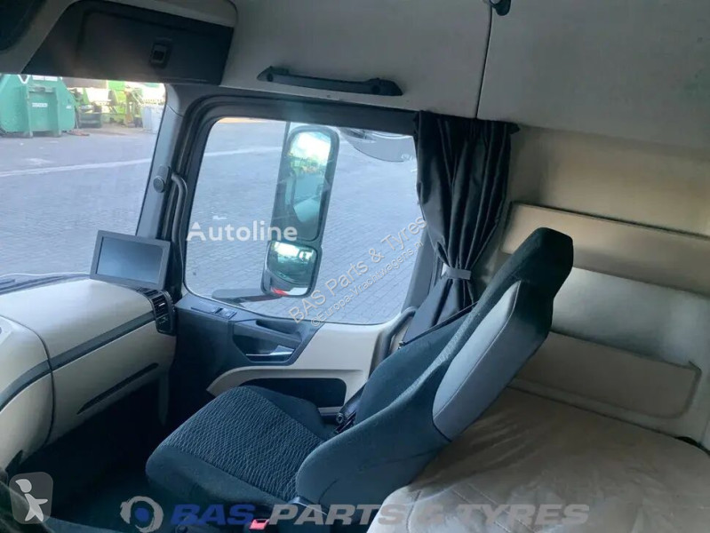 قطع غيار الآليات الثقيلة Mercedes