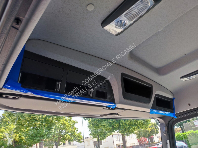 قطع غيار الآليات الثقيلة Mercedes AROCS ACTROS...
