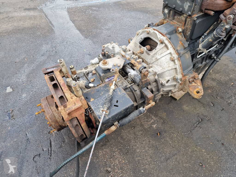Pièces poids lourds Renault 180