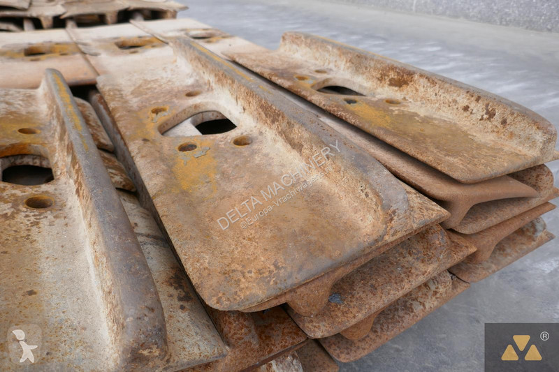 Vrachtwagenonderdelen Caterpillar D8T/D8R...