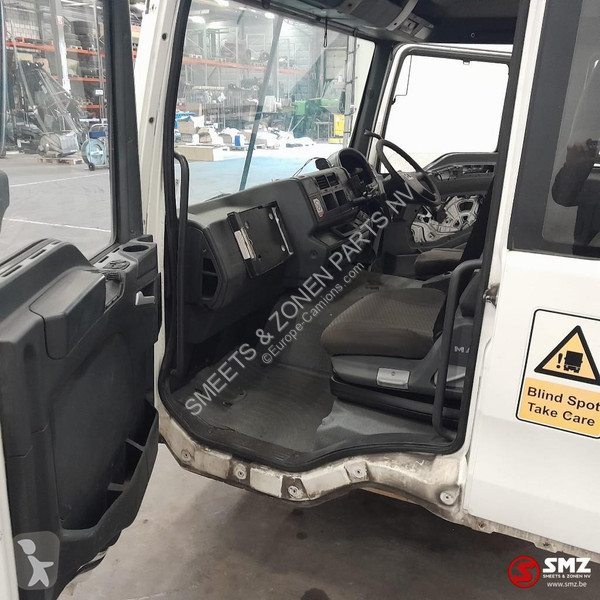 قطع غيار الآليات الثقيلة MAN Occ cabine RHD MAN
