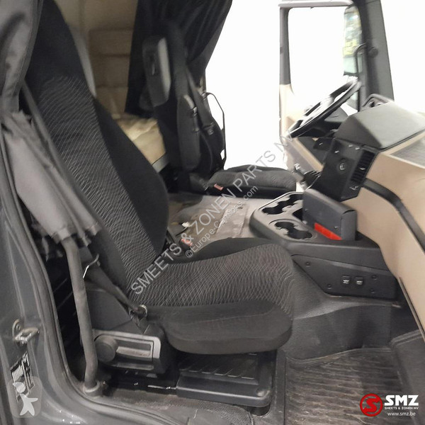 قطع غيار الآليات الثقيلة Mercedes Occ cabine...