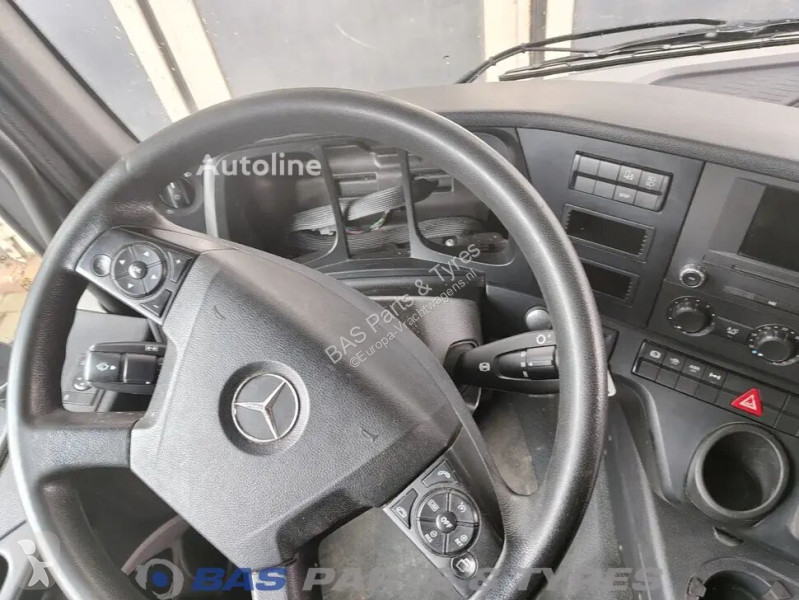 قطع غيار الآليات الثقيلة Mercedes