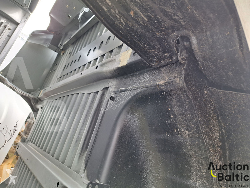 Pièces poids lourds Nissan Navara D23
