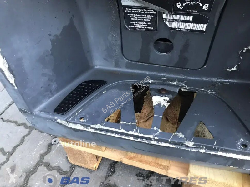 قطع غيار الآليات الثقيلة Mercedes