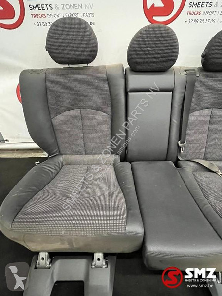 Vrachtwagenonderdelen Mercedes Occ set zetels...