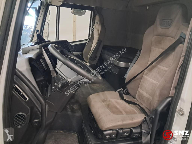قطع غيار الآليات الثقيلة Iveco Occ Cabine Iveco