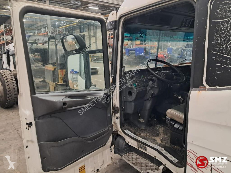 قطع غيار الآليات الثقيلة Scania Occ Cabine...