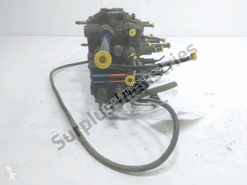قطع غيار الآليات الثقيلة Fruehauf FST4FC
