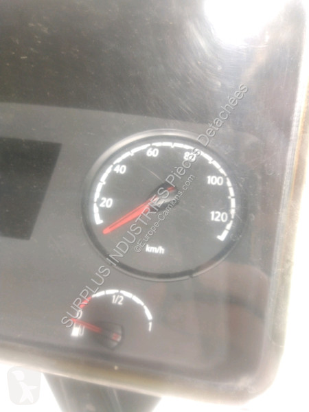 قطع غيار الآليات الثقيلة Scania R 560