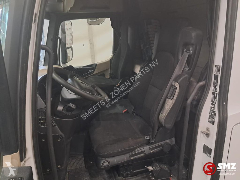 Piese camioane Mercedes Occ Cabine Mercedes...