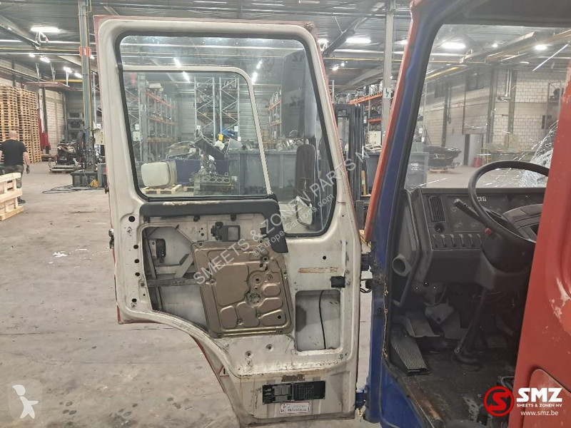 قطع غيار الآليات الثقيلة Volvo Occ Cabine Volvo