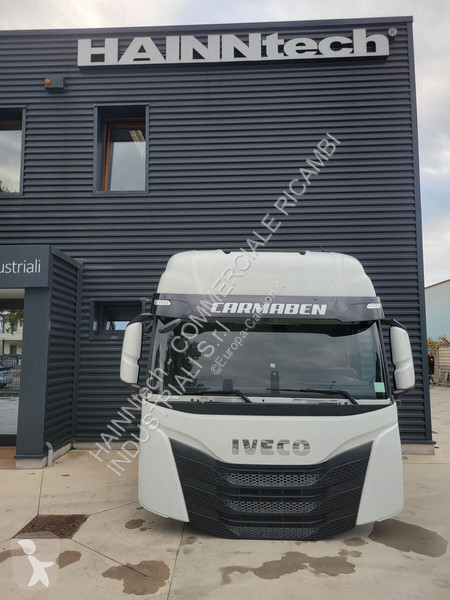 قطع غيار الآليات الثقيلة Iveco EURO 6 2019 ->