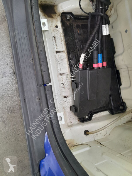 قطع غيار الآليات الثقيلة Iveco DAILY EURO 6...