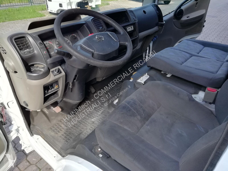 قطع غيار الآليات الثقيلة Nissan NT400
