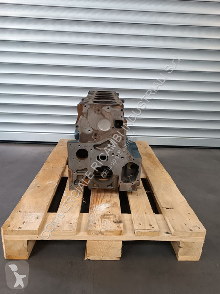 قطع غيار الآليات الثقيلة MAN TGM