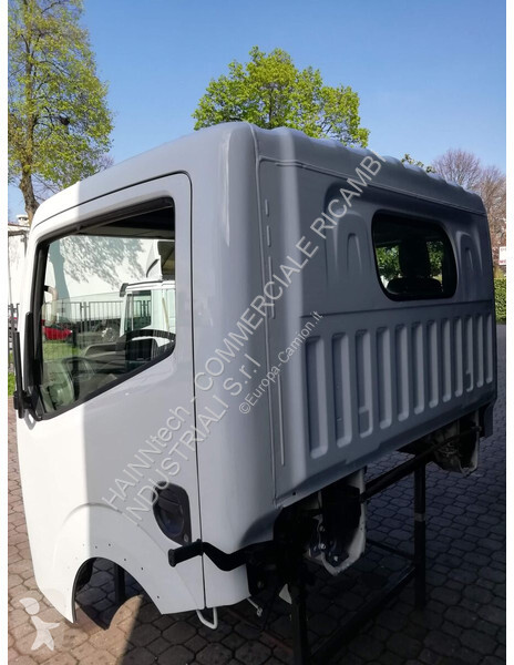 Pièces poids lourds Nissan 2697 NT400