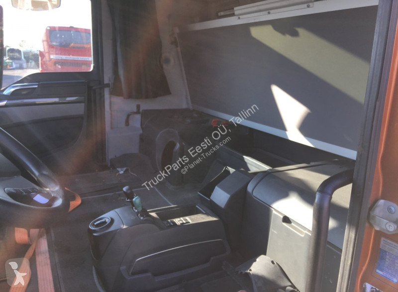 قطع غيار الآليات الثقيلة MAN TGX 33.680 (01.07-)