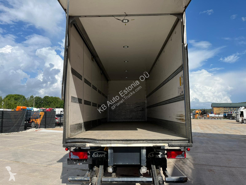 Camion MAN 18.400 4x2 ADR AT / BOX L=8189 mm
