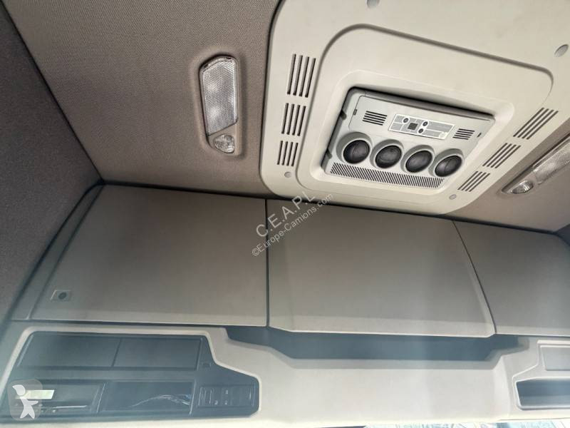 قطع غيار الآليات الثقيلة Scania CR 20 H complet