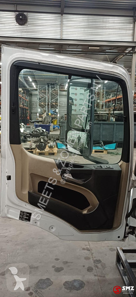 قطع غيار الآليات الثقيلة Mercedes Occ cabine...