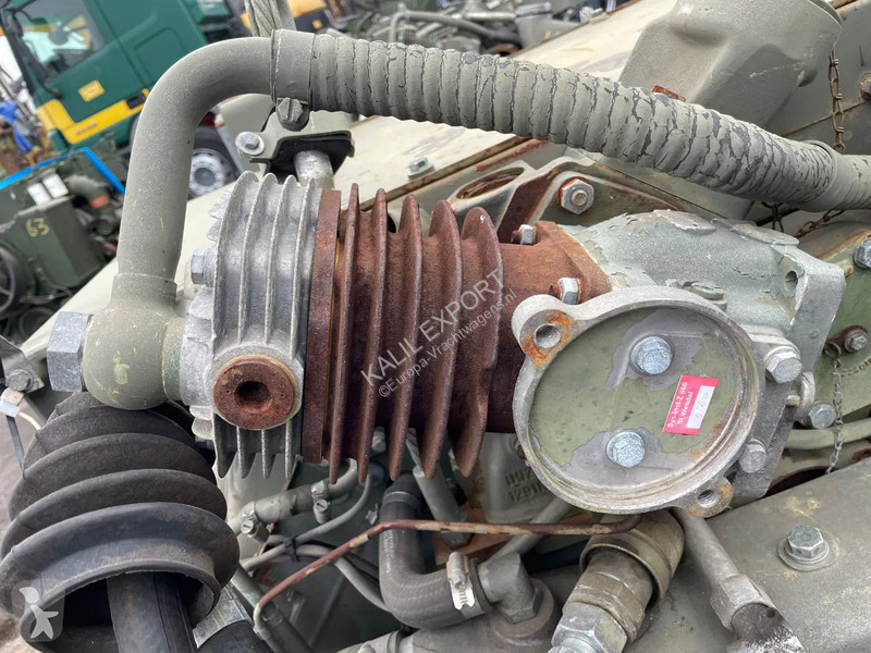 Náhradní díly pro kamiony Deutz V8 Engine...