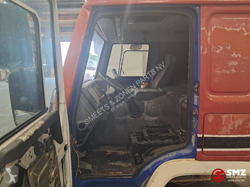 قطع غيار الآليات الثقيلة Volvo Occ Cabine Volvo