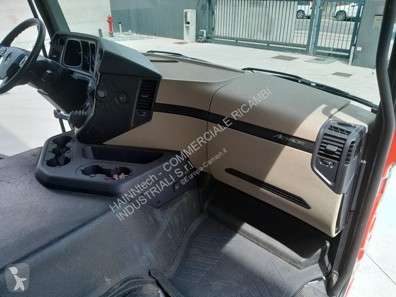 Pièces poids lourds Mercedes AROCS ACTROS...