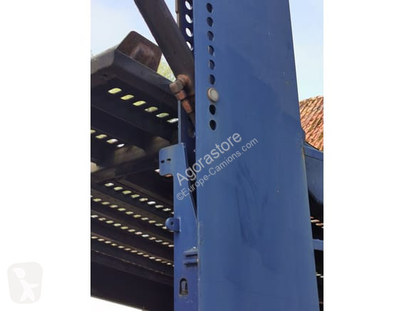 Pezzi di ricambio per mezzi pesanti Renault...