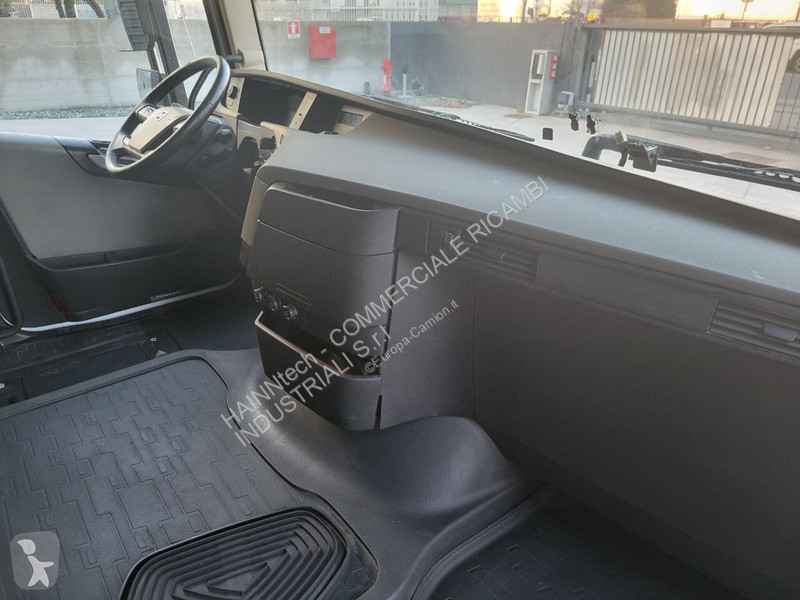 Vrachtwagenonderdelen Volvo FH