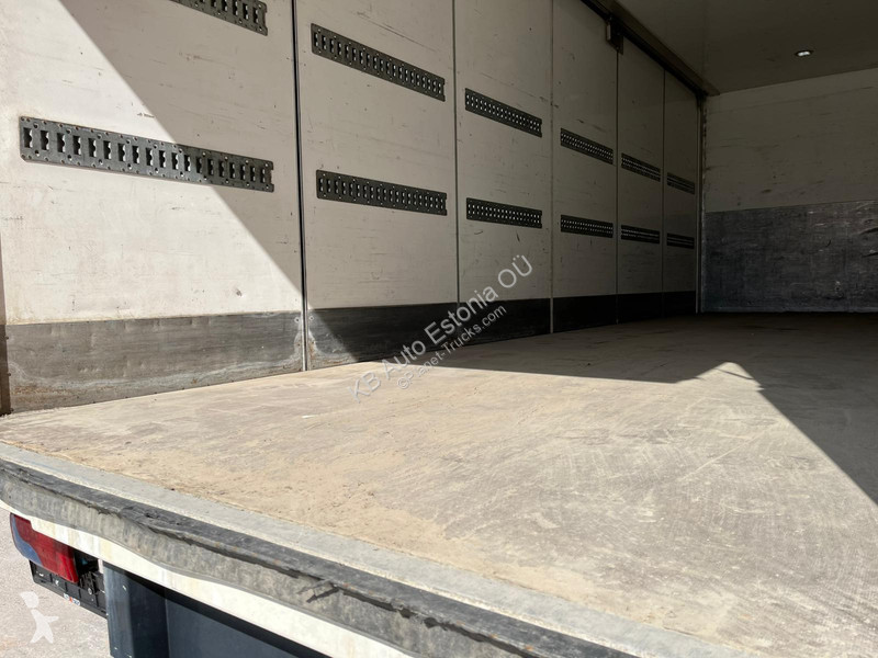 Camion MAN 18.400 4x2 ADR AT / BOX L=8189 mm