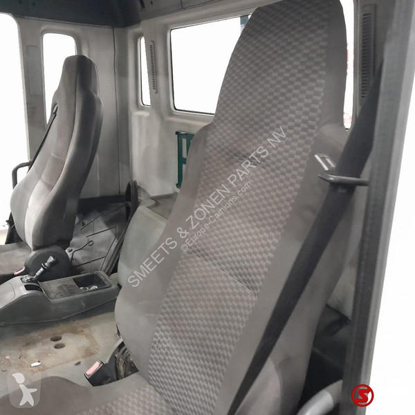 قطع غيار الآليات الثقيلة MAN Occ cabine RHD MAN