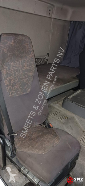 قطع غيار الآليات الثقيلة Renault Occ cabine...
