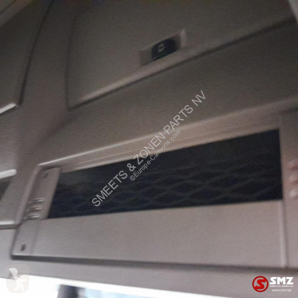 قطع غيار الآليات الثقيلة DAF Occ cabine DAF