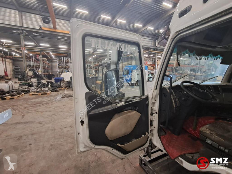 قطع غيار الآليات الثقيلة Renault Occ Cabine...