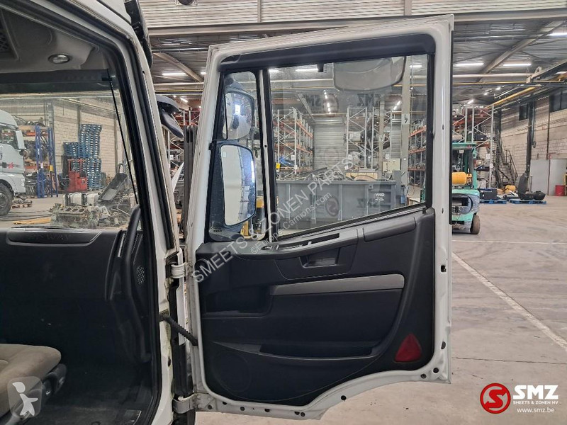 قطع غيار الآليات الثقيلة Iveco Occ Cabine Iveco