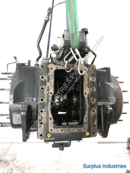 قطع غيار الآليات الثقيلة Deutz-Fahr AGROTRON...