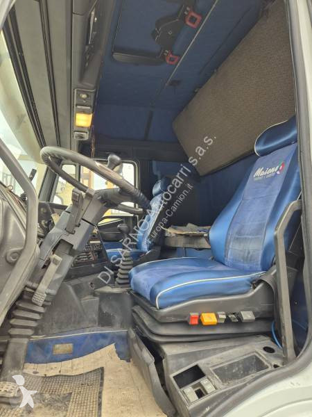 قطع غيار الآليات الثقيلة Iveco