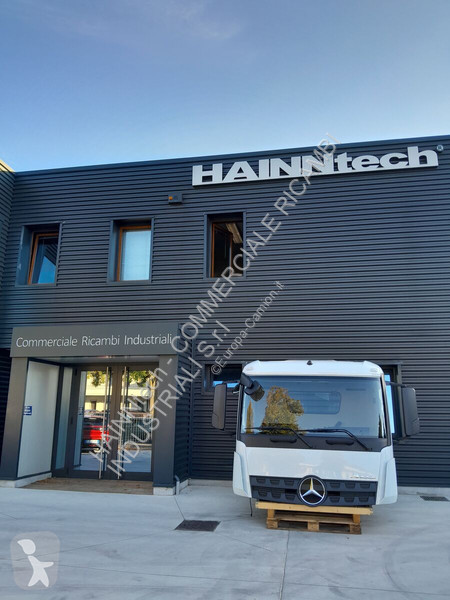 قطع غيار الآليات الثقيلة Mercedes AROCS ACTROS...