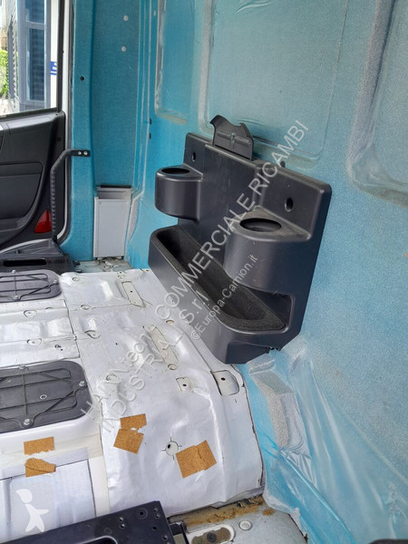 قطع غيار الآليات الثقيلة Iveco STRALIS TRAKKER...