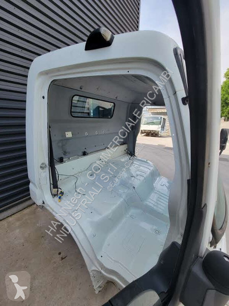 قطع غيار الآليات الثقيلة Mitsubishi Fuso CANTER...