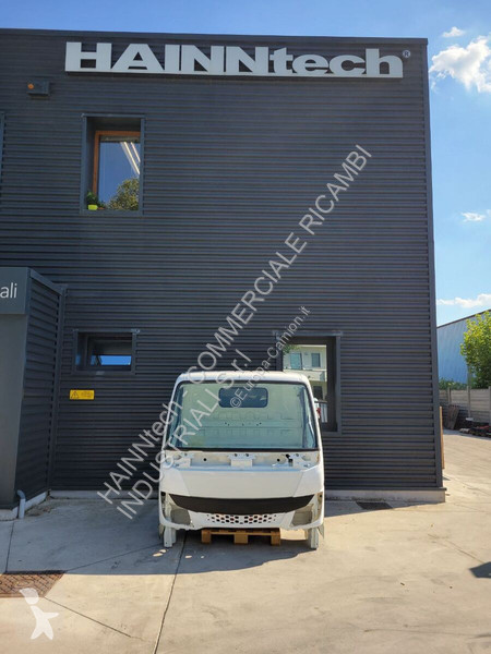 قطع غيار الآليات الثقيلة Mitsubishi Fuso CANTER...