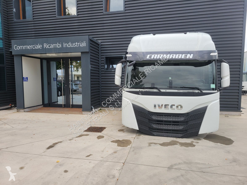قطع غيار الآليات الثقيلة Iveco EURO 6 2019 ->