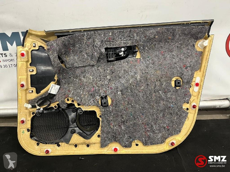 Pièces poids lourds Mercedes Occ set interieur...