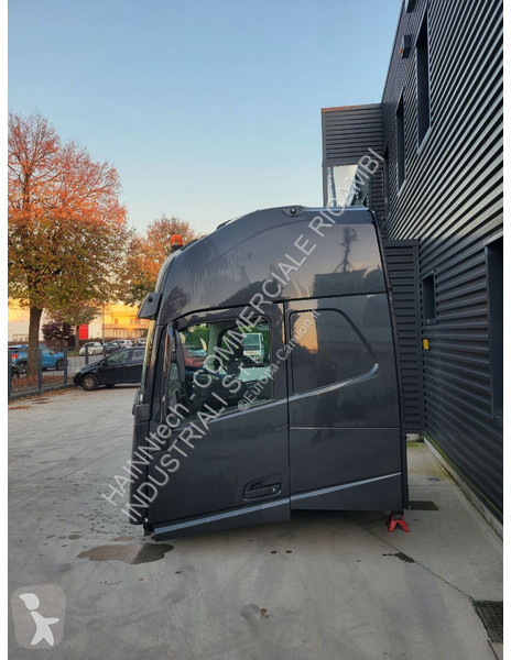 Náhradní díly pro kamiony Volvo FH Globetrotter XL