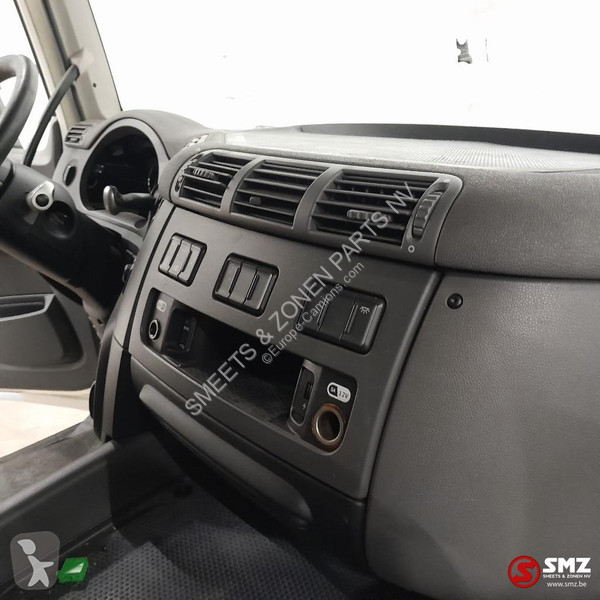 قطع غيار الآليات الثقيلة DAF Occ cabine DAF