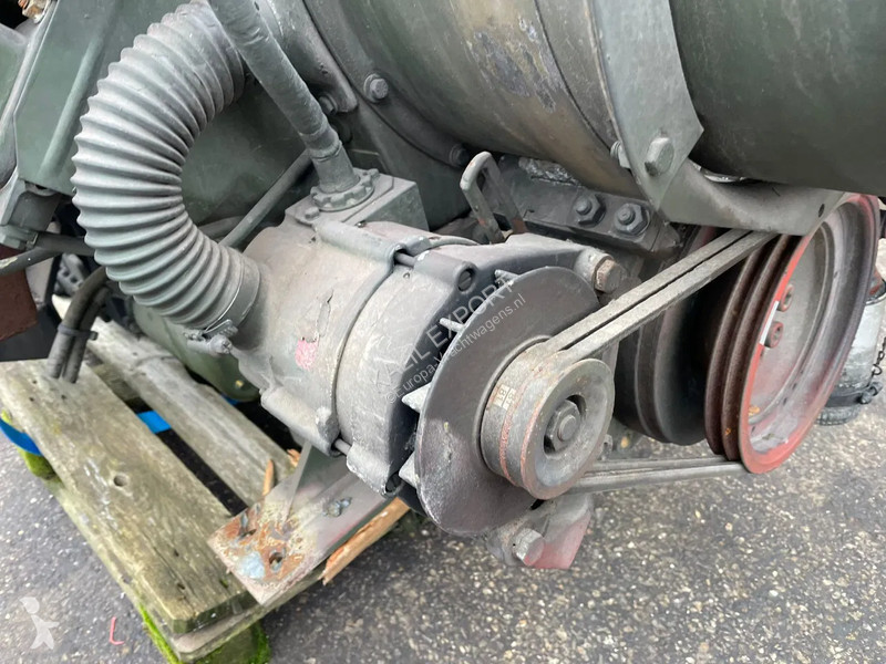 Vrachtwagenonderdelen Deutz V8 Engine + Gearbox...